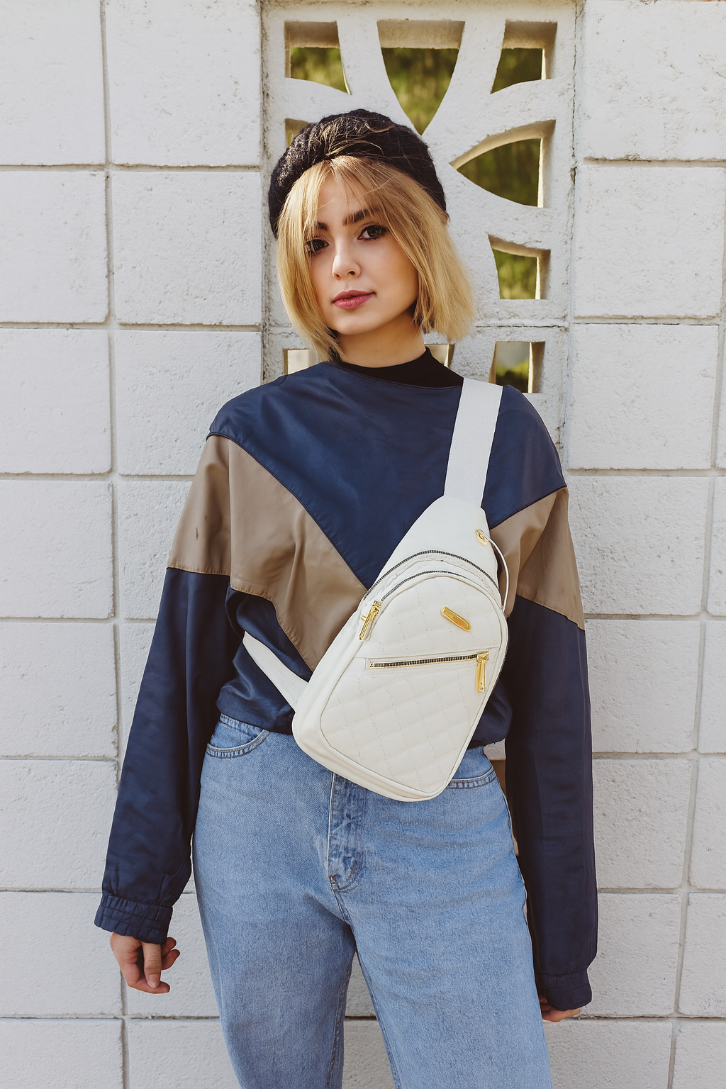 Neutral Style Backpack for Men and Women, with Multiple Color Slanted Fabric and Nylon Material. Suitable for Travel.