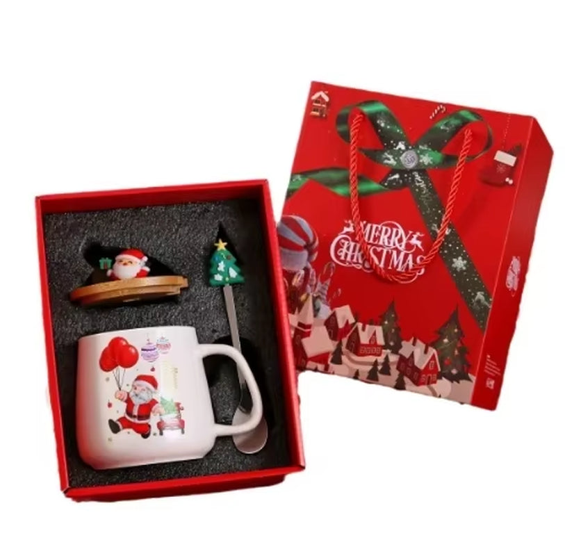 Perfect Christmas Gift! Creative Ceramic Mug Gift, Tree Design, with Lid & Spoon, High Value Mug.