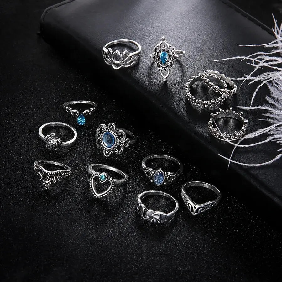 13Pcs/Set Vintage Carved Hollow Flower Crown Love Rings for Women Trendy 2024 Retro Exquisite Fringer Rings Party Jewelry Gift